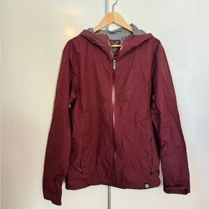 REI maroon rain jacket - MEN’S